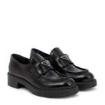 Loafers aus der Marke Prada