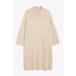 Langes Oversize-Strickkleid der Marke Monki