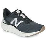 New Balance der Marke New Balance