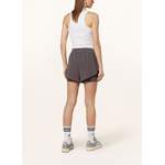 Sportshorts von Adidas, in der Farbe Beige, aus Polyester, andere Perspektive, Vorschaubild