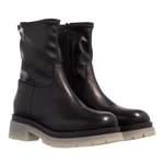 Pinko Boots der Marke pinko