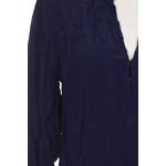 Klassische Bluse von LA FÉE MARABOUTÉE, in der Farbe Blau, aus Viskose, andere Perspektive, Vorschaubild