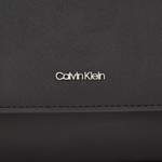 Schultertasche von Calvin Klein, in der Farbe Schwarz, aus Polyurethan, andere Perspektive, Vorschaubild