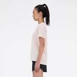 T-Shirt von New Balance, in der Farbe Rosa, aus Polyester, andere Perspektive, Vorschaubild