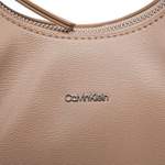 Henkeltasche von Calvin Klein, in der Farbe Grau, andere Perspektive, Vorschaubild