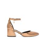 Nine West der Marke Nine West