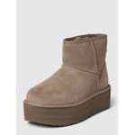 UGG Boots der Marke Ugg