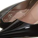 High Heel Pump von Valentino Garavani, in der Farbe Schwarz, aus Leder, andere Perspektive, Vorschaubild