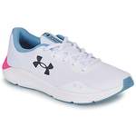 Under Armour der Marke Under Armour