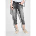 Cecil Boyfriend-Jeans der Marke cecil