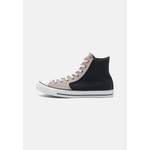 Sneaker high der Marke Converse