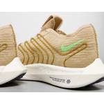 Laufschuhe von Nike, in der Farbe Braun, aus Material-mix, andere Perspektive, Vorschaubild