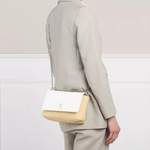 Schultertasche von Ted Baker, in der Farbe Weiss, aus Textil, andere Perspektive, Vorschaubild