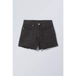 Weekday Denim-Shorts der Marke Weekday