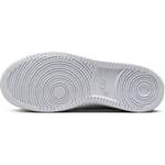 Hallenschuhe von Nike, in der Farbe Grau, aus Material-mix, andere Perspektive, Vorschaubild