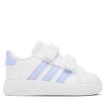 Sneakers adidas der Marke Adidas