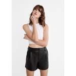 Stradivarius Shorts der Marke Stradivarius