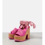 Plateausandale von Jimmy Choo, in der Farbe Rosa, andere Perspektive, Vorschaubild