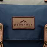 Tagesrucksack von Doughnut, in der Farbe Grau, aus Recyceltes, andere Perspektive, Vorschaubild