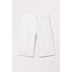 Lockere Jeansshorts der Marke Monki