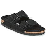 Birkenstock Pantoffeln der Marke Birkenstock