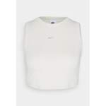 Top von der Marke Nike Sportswear