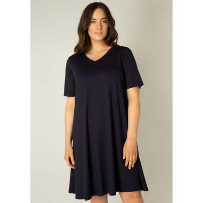 Preisvergleich für Base Level Curvy Shirtkleid Abernathy, In leicht  ausgestellter Form, in der Farbe Blau, aus Jersey, GTIN: 8717945258664 |  Ladendirekt