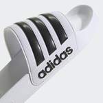 Badesandale, von adidas Sportswear, in der Farbe Weiss, aus Kunststoff, andere Perspektive, Vorschaubild