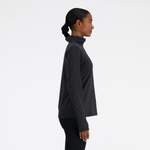 Laufshirt von New Balance, in der Farbe Schwarz, aus Polyester, andere Perspektive, Vorschaubild