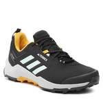 Schuhe adidas der Marke Adidas