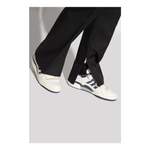 Sneaker von adidas Originals, in der Farbe Weiss, aus Leder, andere Perspektive, Vorschaubild