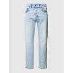 Jeans mit der Marke Armani Exchange