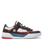 Sneakers DC der Marke DC