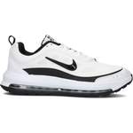 Nike Sneaker der Marke Nike