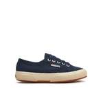 Superga Sneakers der Marke Superga