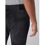 Slim Fit Jeans von REVIEW, in der Farbe Schwarz, aus Baumwolle, andere Perspektive, Vorschaubild