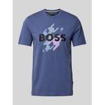 T-Shirt mit der Marke BOSS