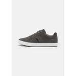 Sneaker low der Marke s.Oliver