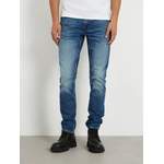 Skinny Jeans der Marke Guess