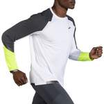 Laufshirt von Brooks, in der Farbe Weiss, aus Polyester, andere Perspektive, Vorschaubild