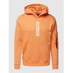 Hoodie mit der Marke Alpha Industries