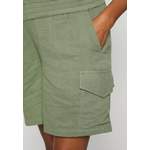 Shorts von Mamalicious, in der Farbe Grün, andere Perspektive, Vorschaubild