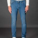 Slim Fit Jeans von Moorer, in der Farbe Blau, andere Perspektive, Vorschaubild