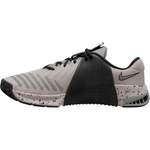 Fitnessschuhe von Nike, in der Farbe Grau, aus Gummi, andere Perspektive, Vorschaubild