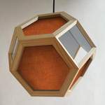 Geometrische Pendelleuchte der Marke Corrigan Studio