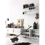 Küchen-Hängeregal von String Furniture, in der Farbe Grau, aus Lackiert, andere Perspektive, Vorschaubild