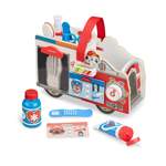 Holz-Rettungswagen MARSHALL der Marke Melissa & Doug