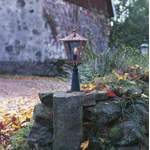 Gartenleuchte von Konstsmide, in der Farbe Braun, aus Kupfer, andere Perspektive, Vorschaubild