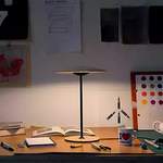 Schreibtischlampe von Marset, in der Farbe Schwarz, aus Eiche, Vorschaubild