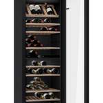 Kühlschrank von Bosch, in der Farbe Schwarz, andere Perspektive, Vorschaubild